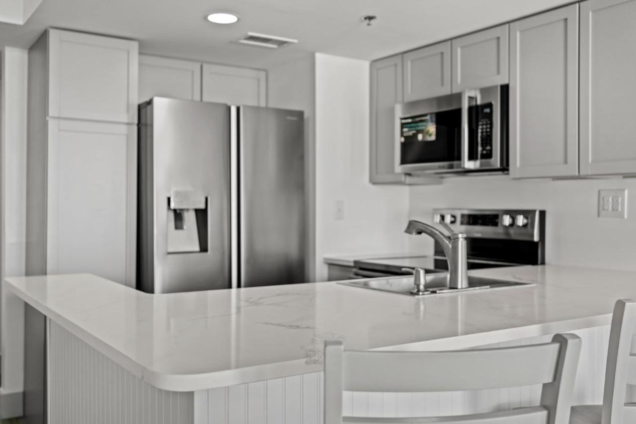 Appartamento Ocean Front Views & Open Kitchen - Sunbird 603E Panama City Beach Esterno foto